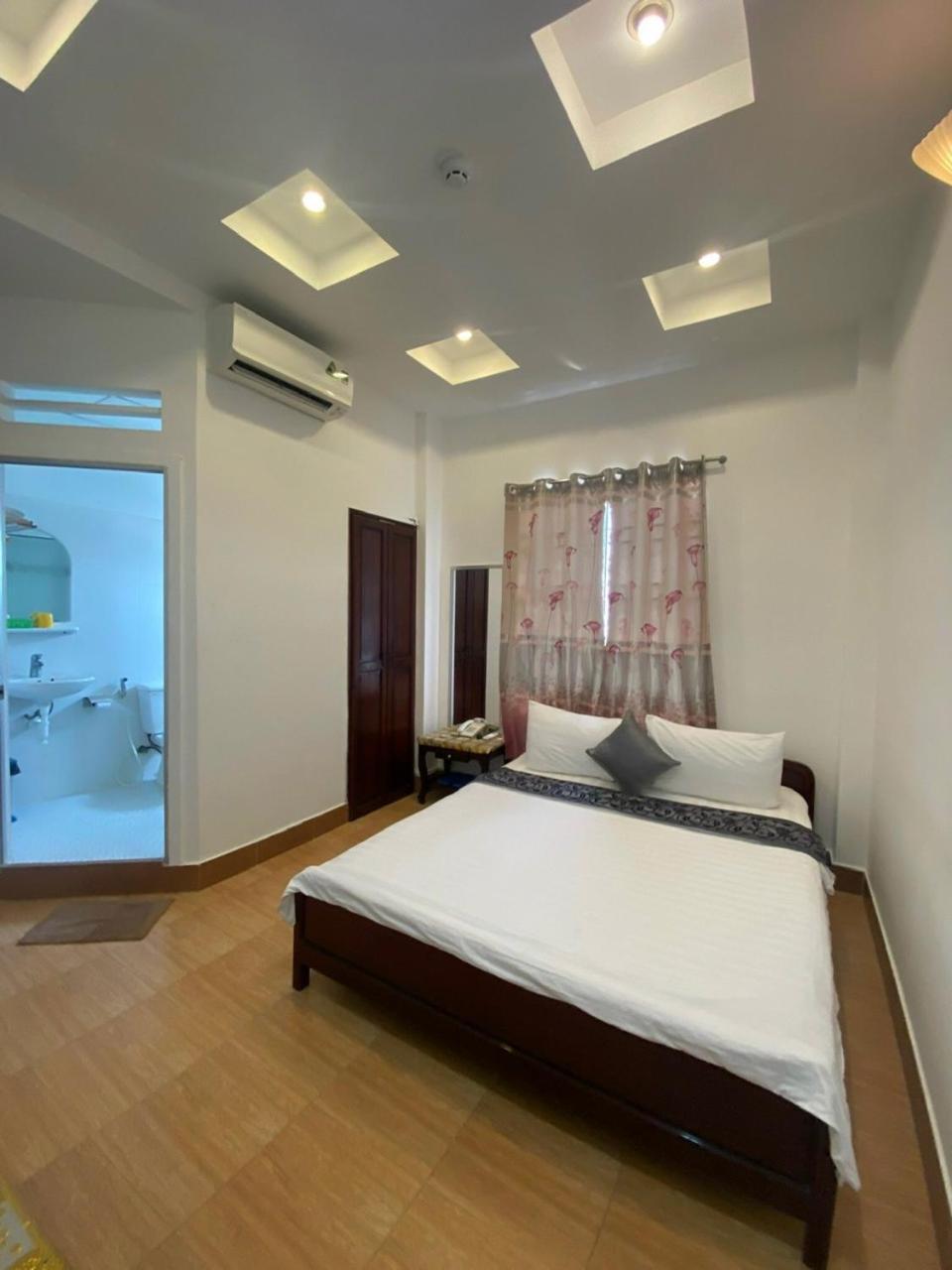 Du Hung 1 Hotel Хатьен Экстерьер фото